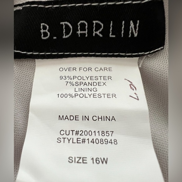 B10 B.Darling Formal Dress Size 14W. - Picture 13 of 16